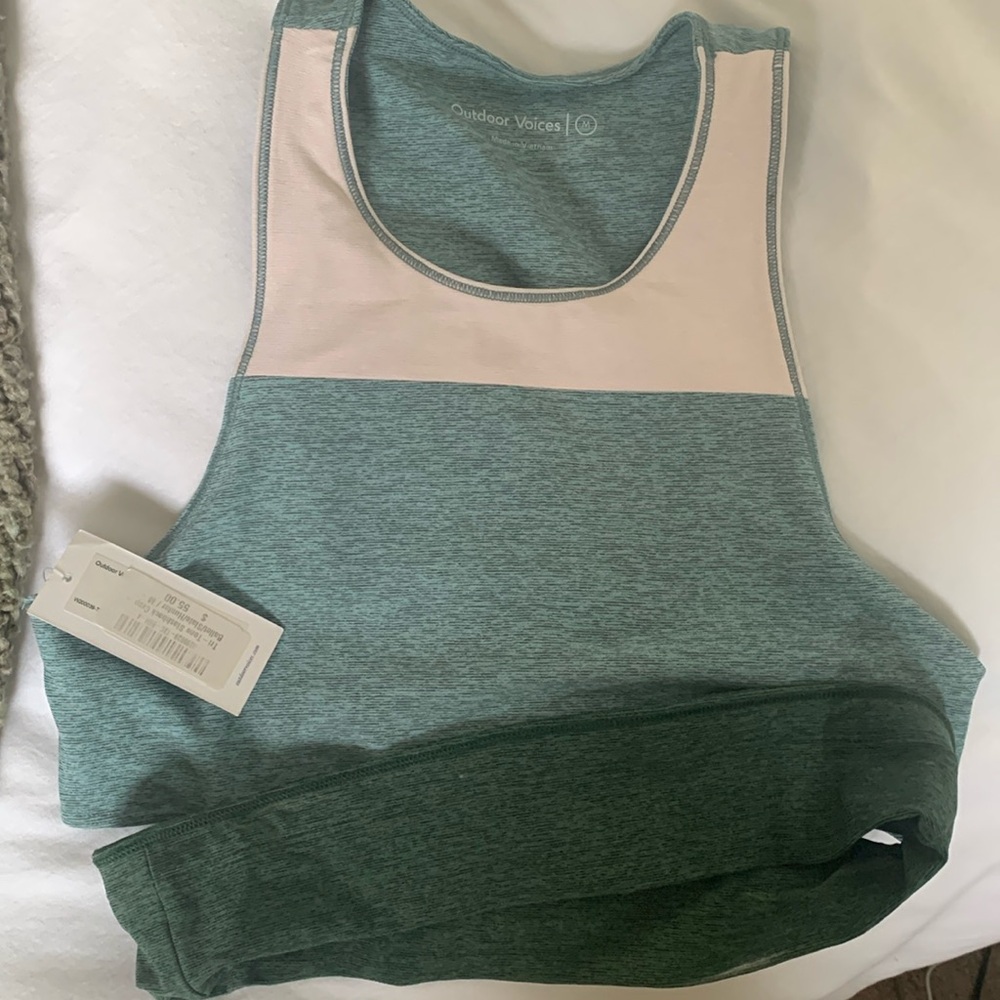 BRAND NEW Outdoor Voices Slashback Crop Top